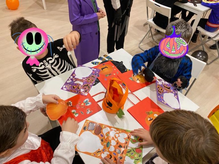 halloween centro commerciale mongolfiera japigia